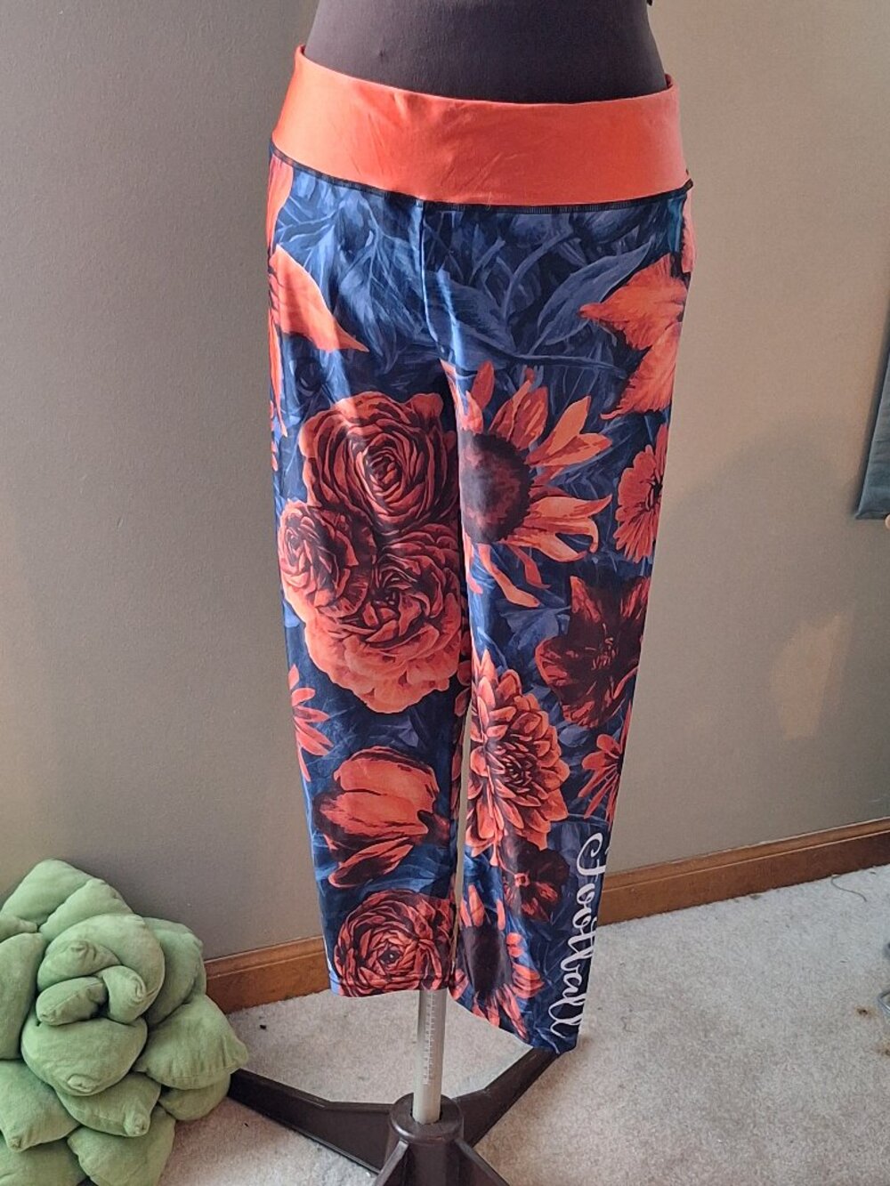 Denver Football Xlusion Spandex Leggins Size L Sunflowers